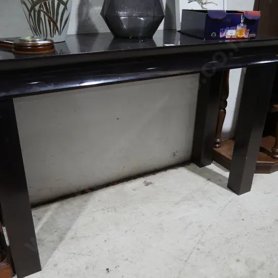 Hall table