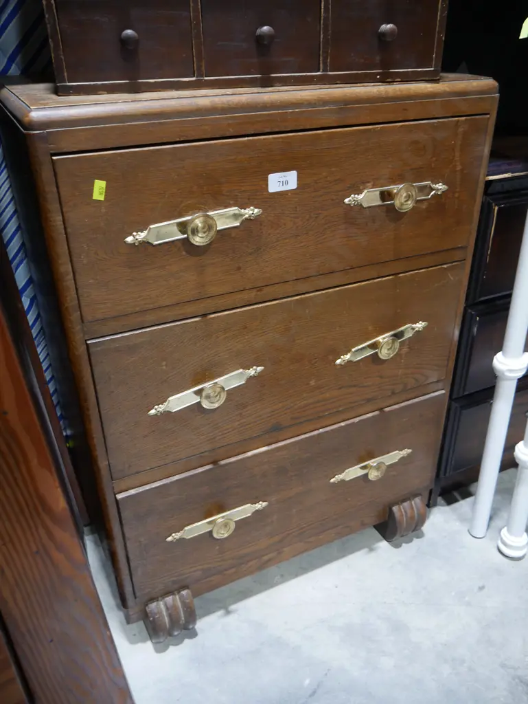 3 drawer chest Image 1++