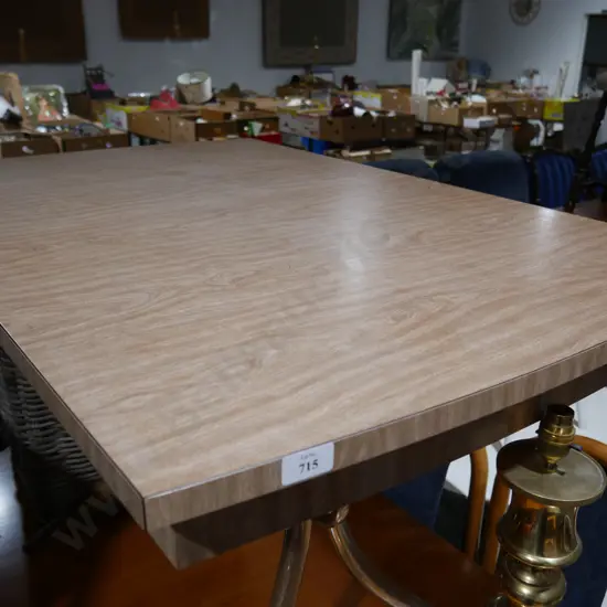 Extendable table