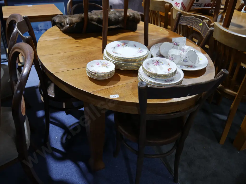 Dining table and 4 chairs and bentwood chair Image 1++