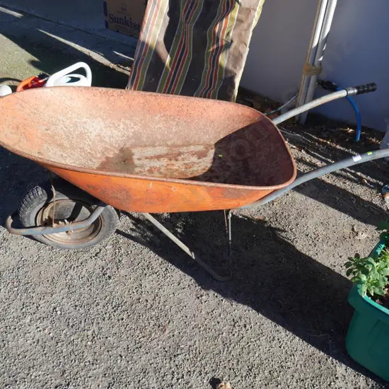 Wheelbarrow