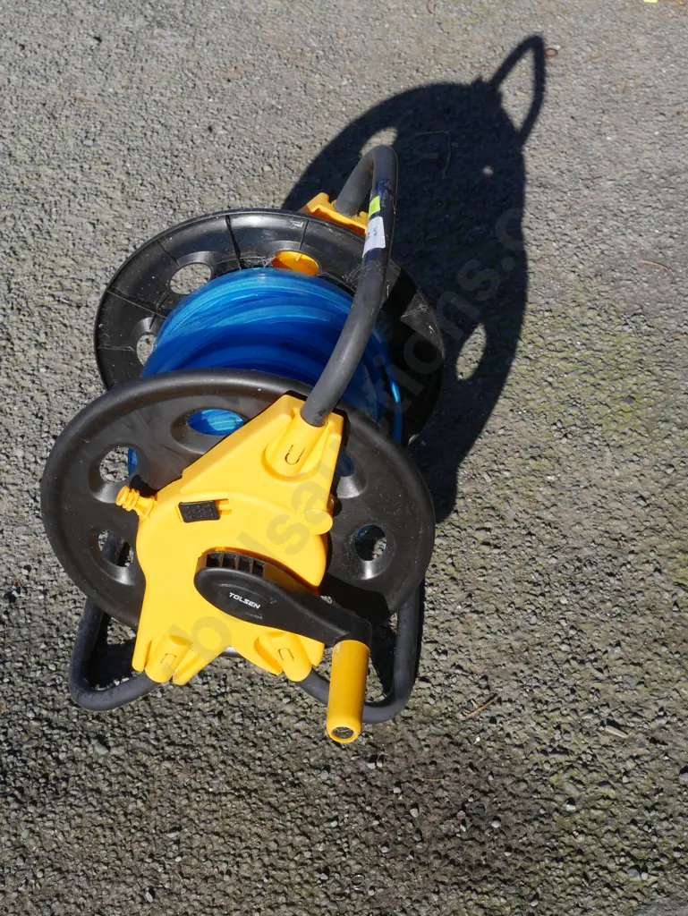 Hose and reeel Image 1++
