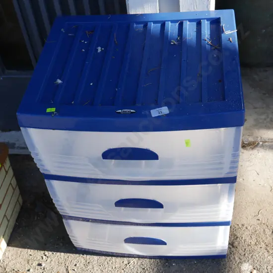 Plastic drawers