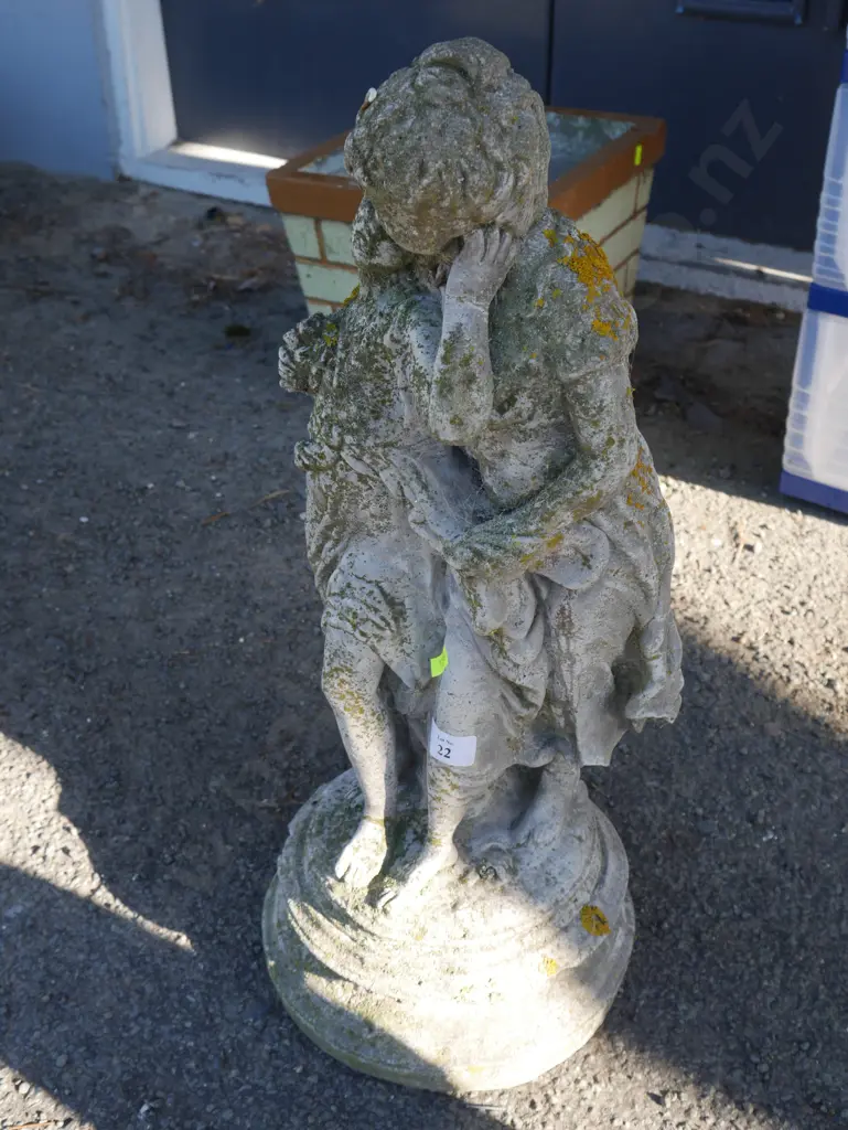 Garden statue Image 1++