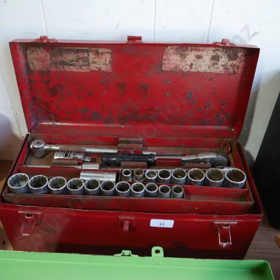 Toolbox and sockets