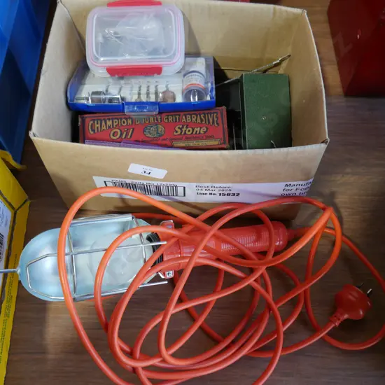 Hanging work light, tool sundries