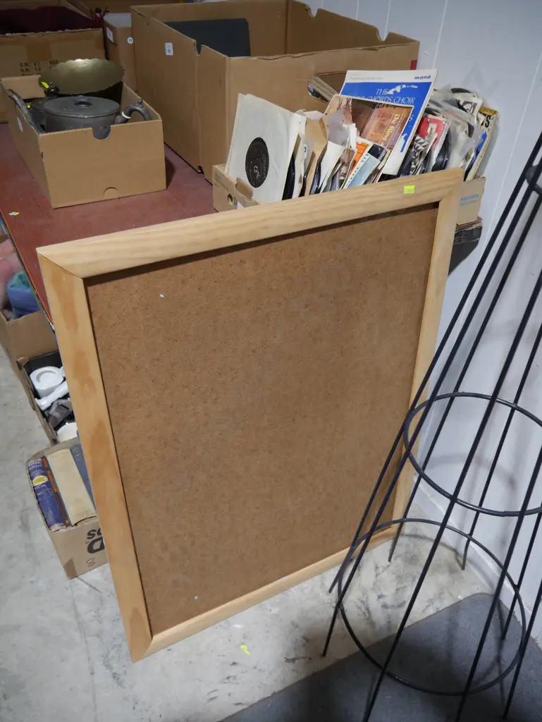 Pin board Image 1++