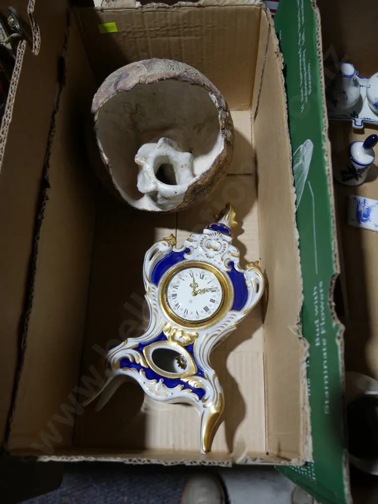 Dresden clock A/F, pottery ornament Image 1++