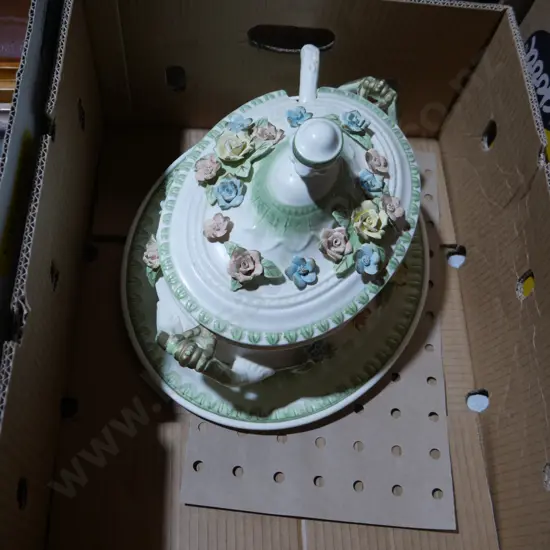 Decorative tureen