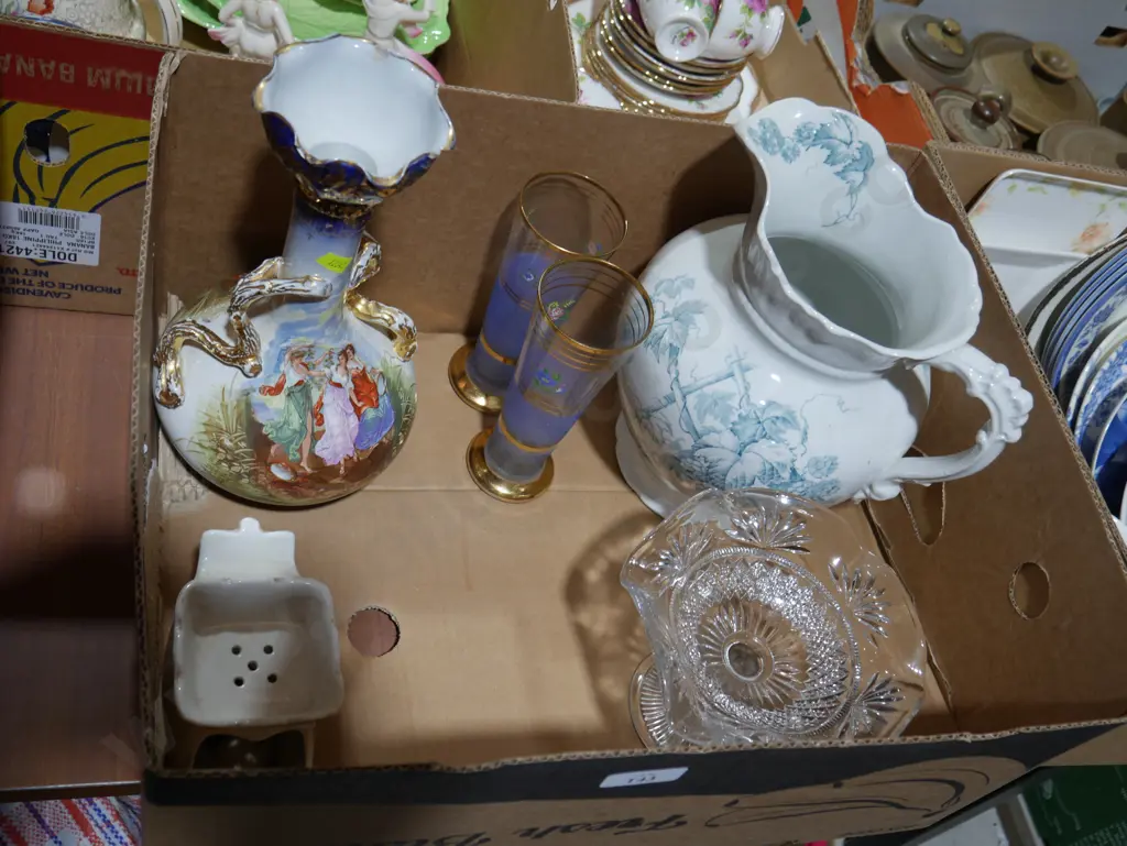 Wash jug, vase etc Image 1++