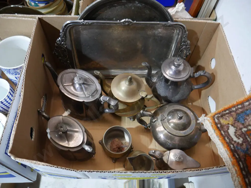 Ep teapots etc Image 1++