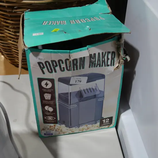 Popcorn maker