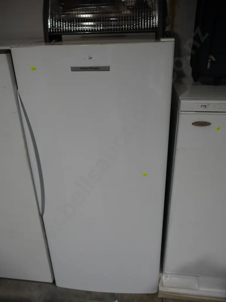 Fisher & Paykel fridge Image 1++