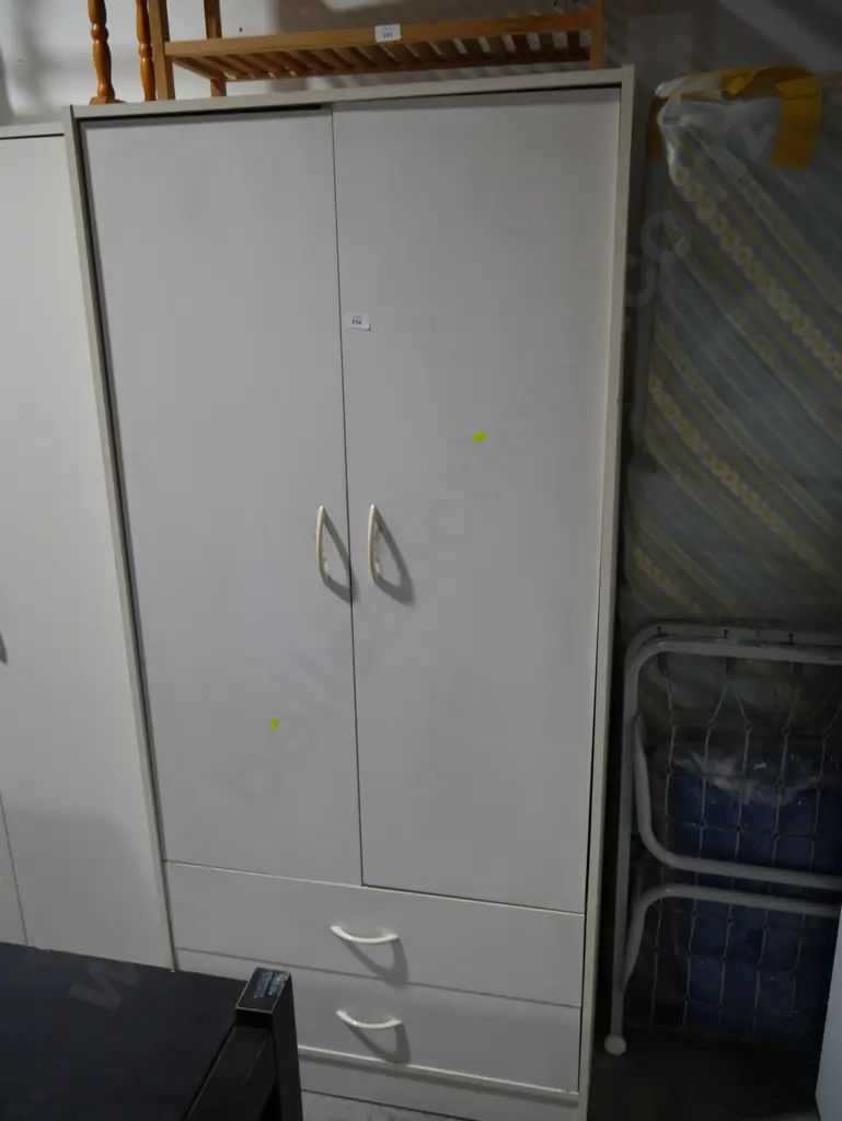 Freestanding wardrobe Image 1++