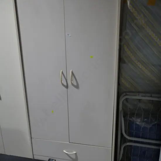 Freestanding wardrobe