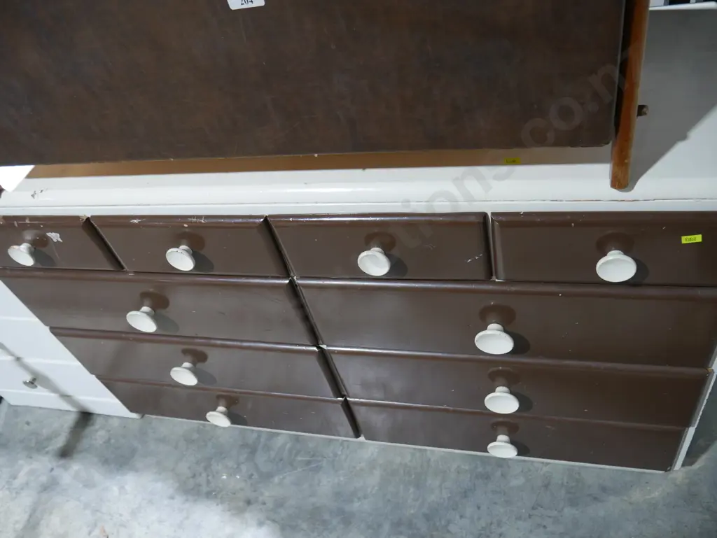 Low boy chest of drawers Image 1++