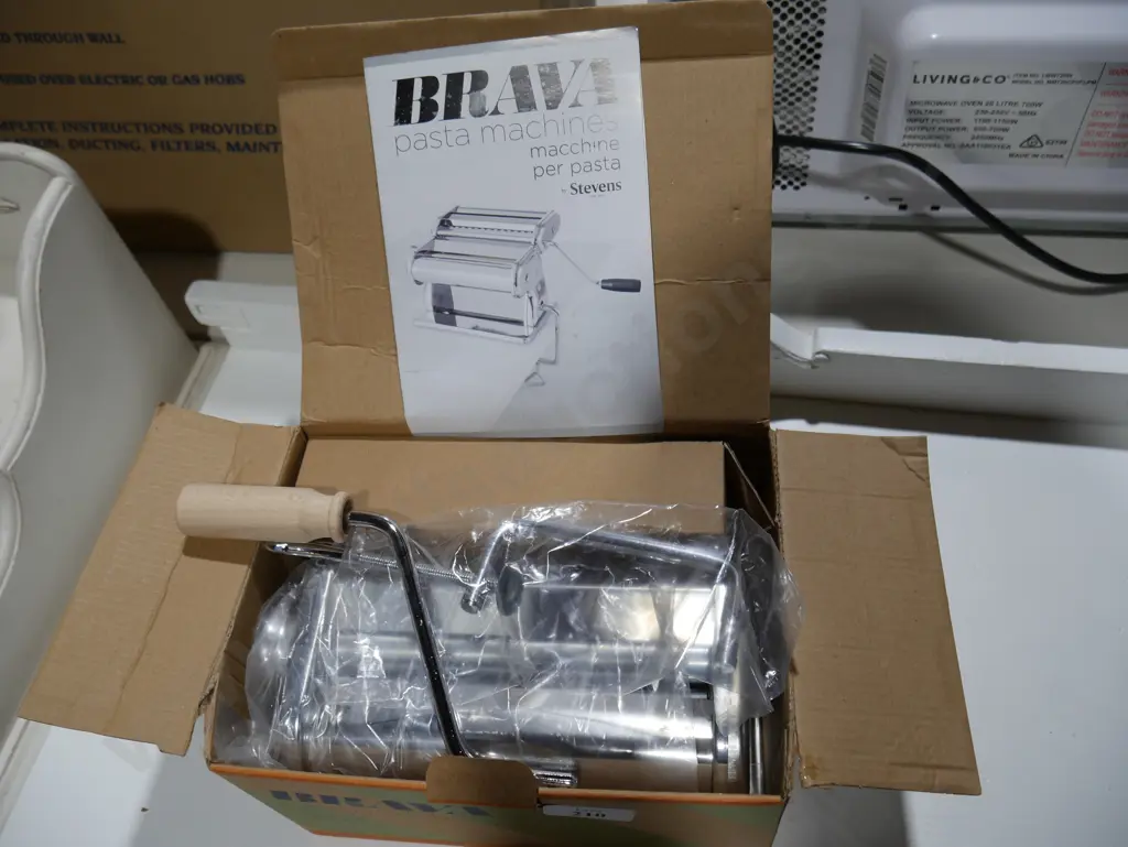 Pasta machine Image 1++