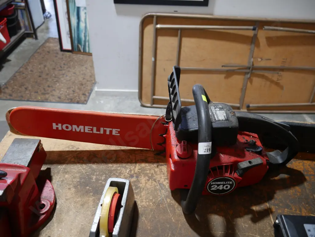 Homelite chainsaw Image 1++