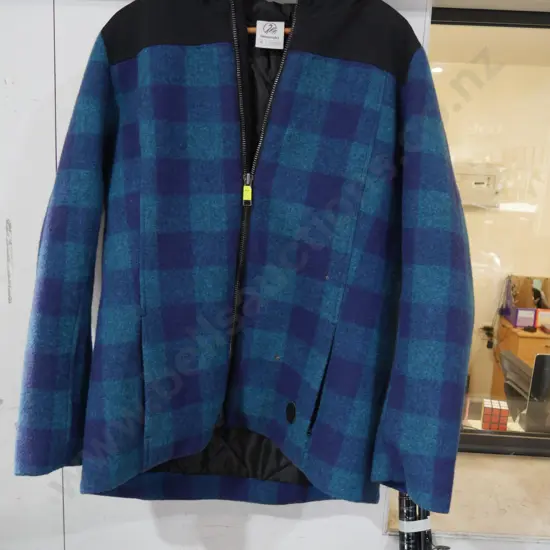 Swandri jacket size 16