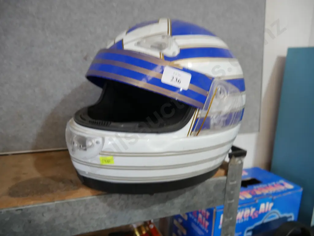 Motorcycle helmet Image 1++