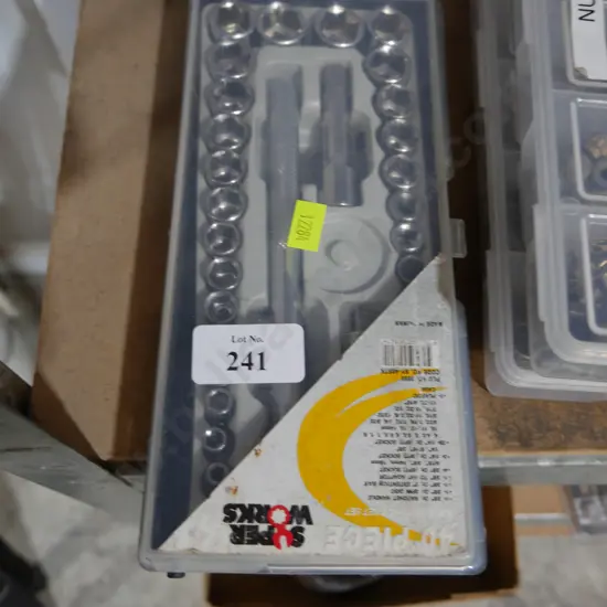 Socket set