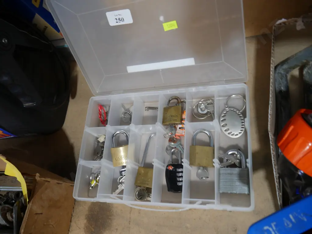 Assorted padlocks etc Image 1++