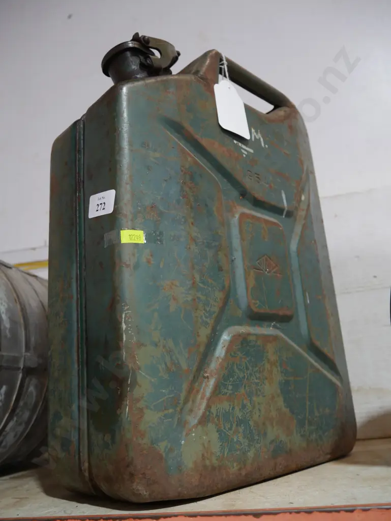 Jerry can Image 1++