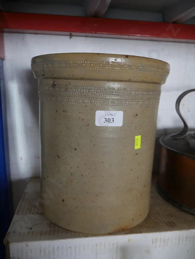 Stone crock Image 1++