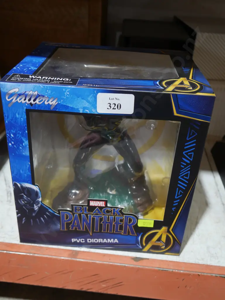 Black panther PVC diorama Image 1++