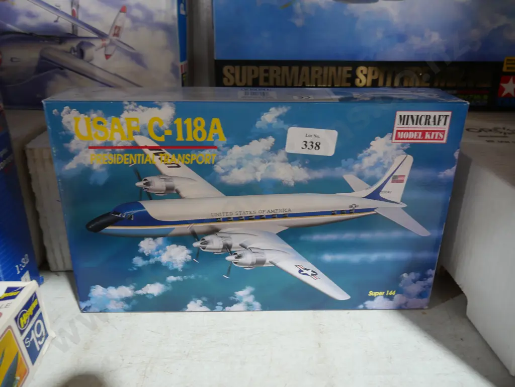 Model usaf c – 118a Image 1++