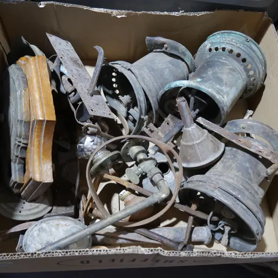 Assorted metal items