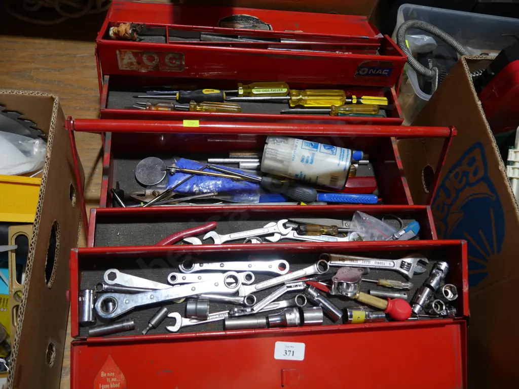 Red toolbox and contents Image 1++