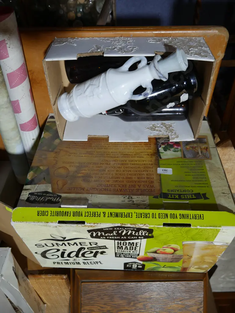 Cider brew kit and bottles Image 1++