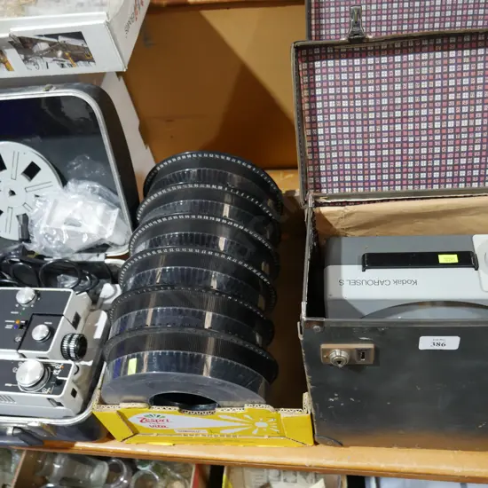 3 slide projectors
