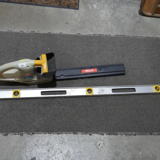 Ryobi electric hedge trimmer