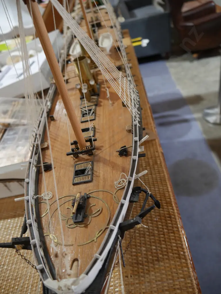 HMS Warrior model and box Image 1++