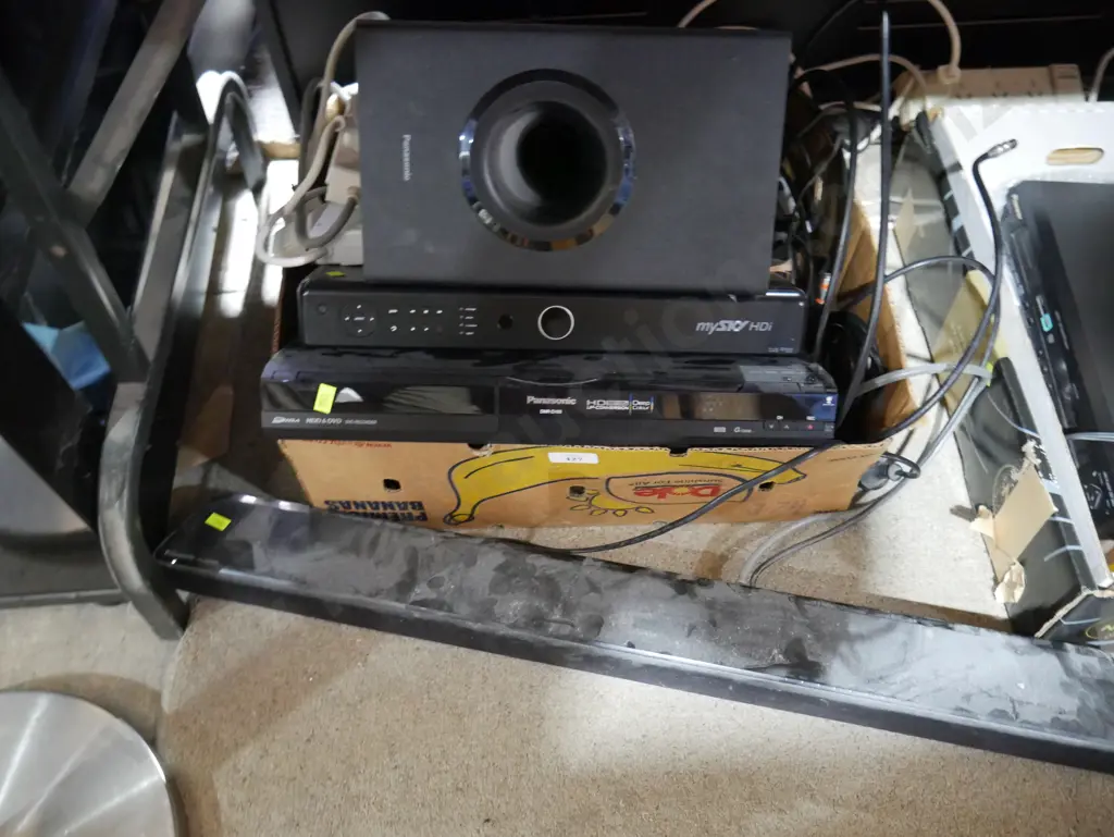 Soundbar, Panasonic DVD player etc Image 1++