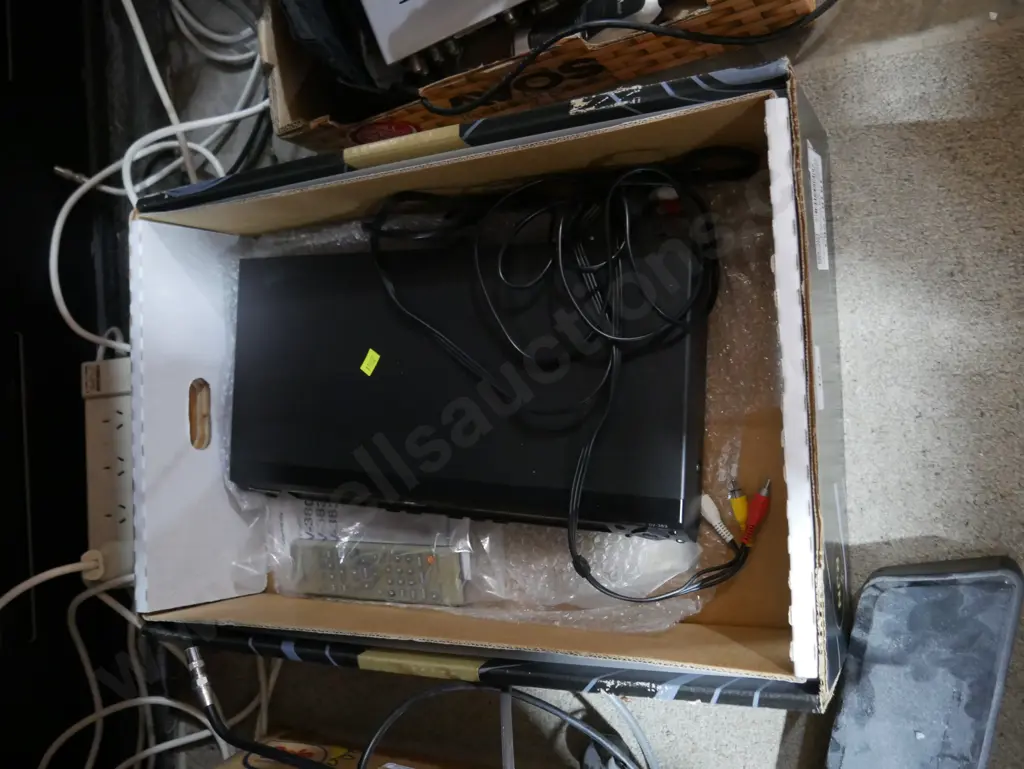 Pioneer DVD player Image 1++