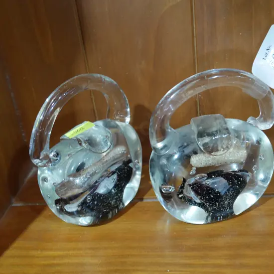 2 glass paperweights