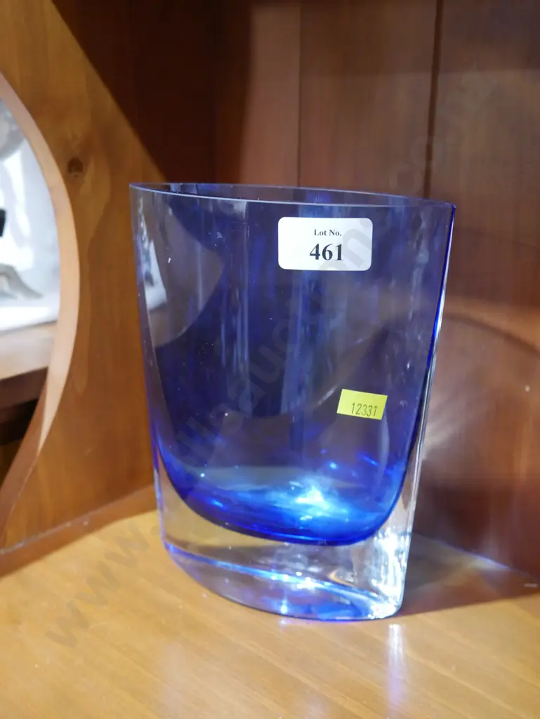 Blue glass vase Image 1++