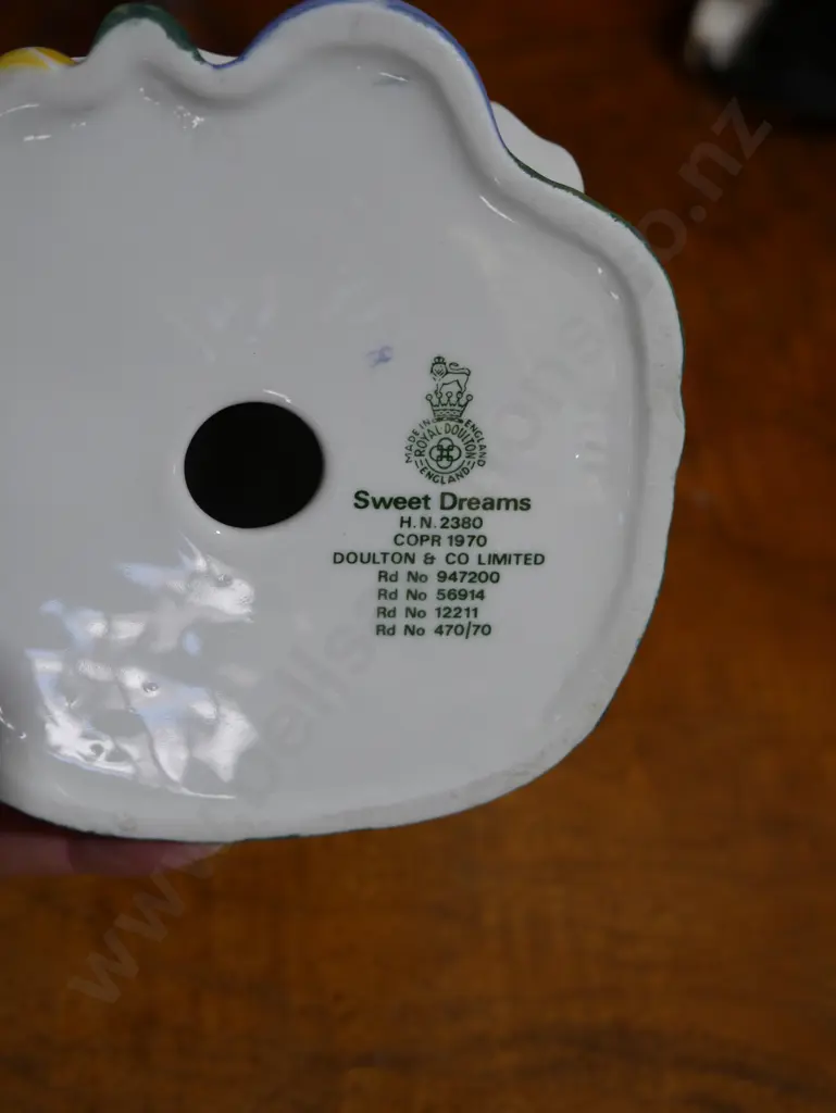 Royal Doulton Sweet Dreams figurine Image 1++