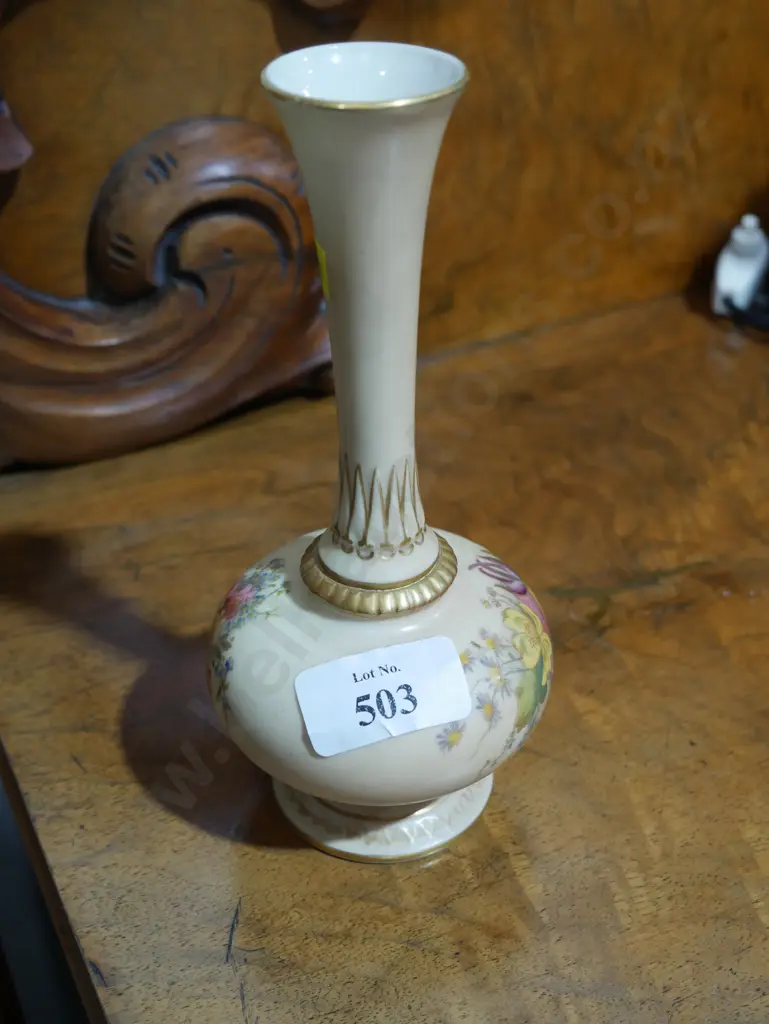 Royal Worcester vase Image 1++