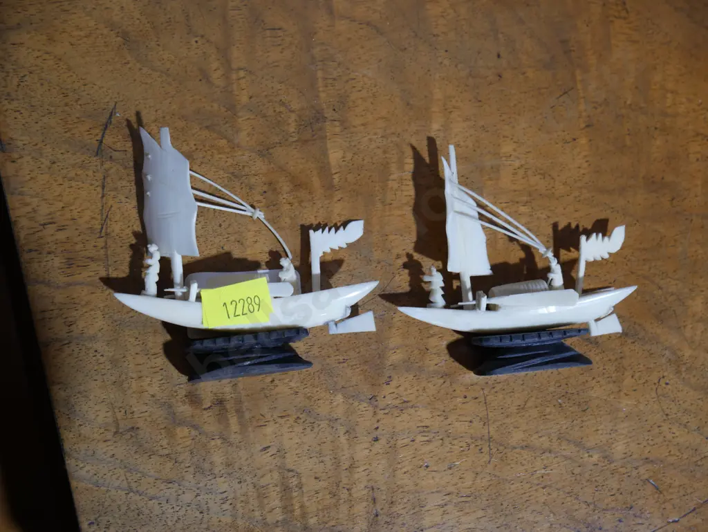 2 X bone junk boats Image 1++