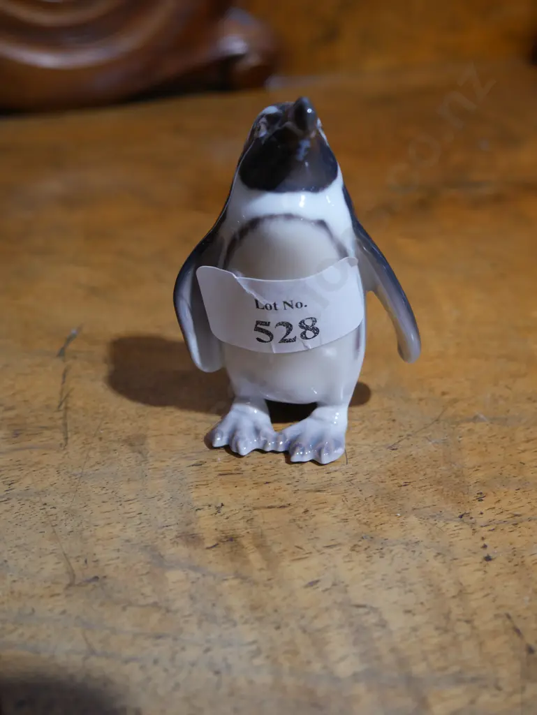 Bing and Grondahl Penguin Image 1++