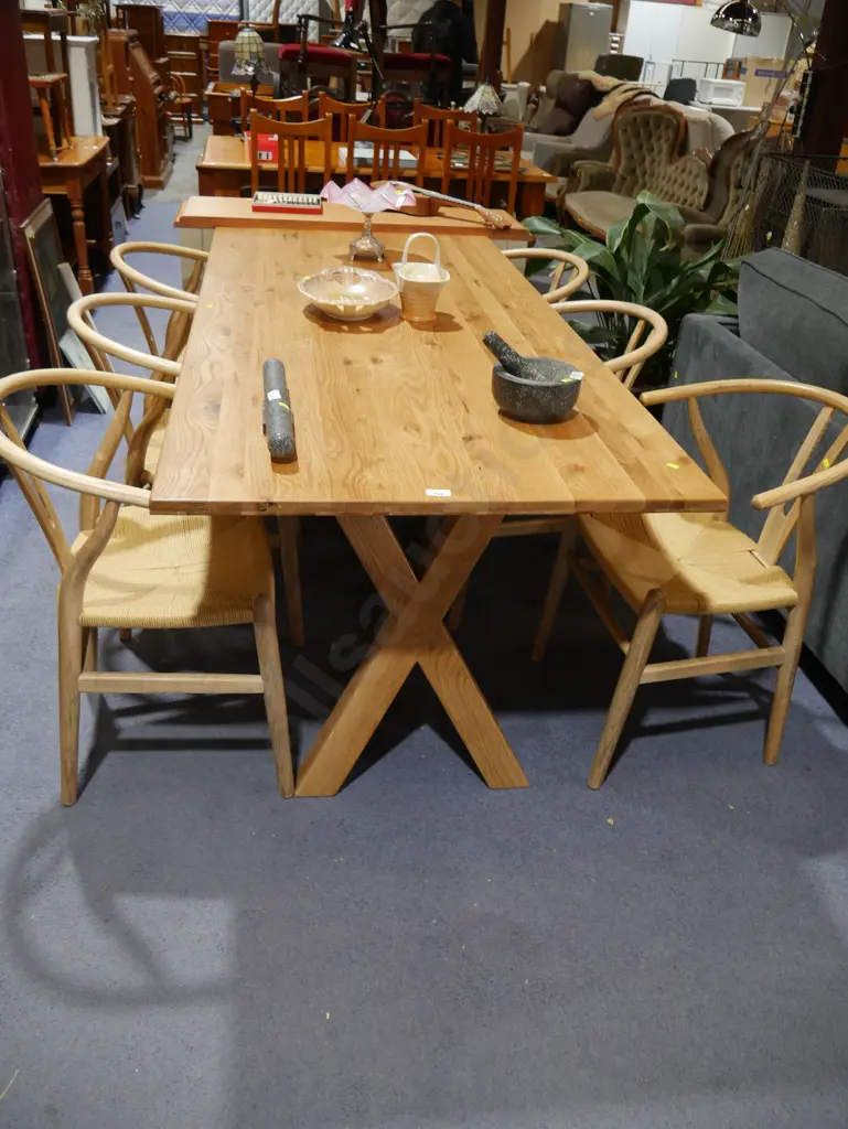 Modern dining table and 6 chairs Image 1++
