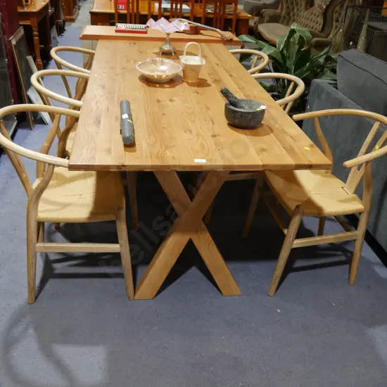 Modern dining table and 6 chairs