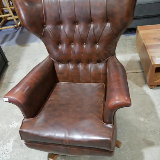 Wing back chair