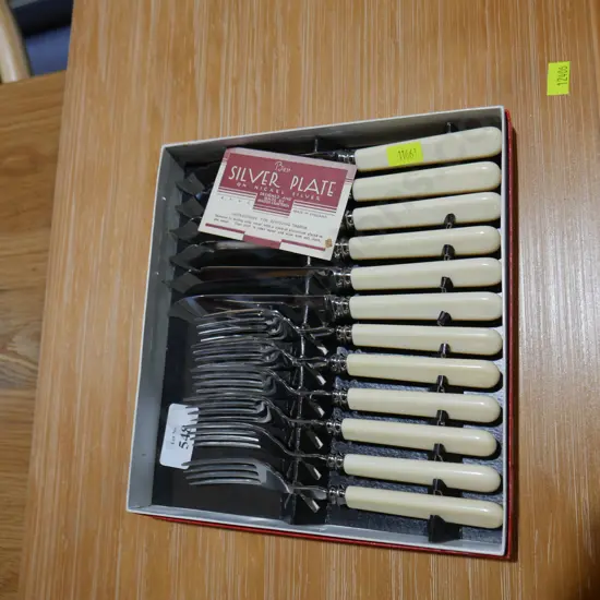 Knife and fork set