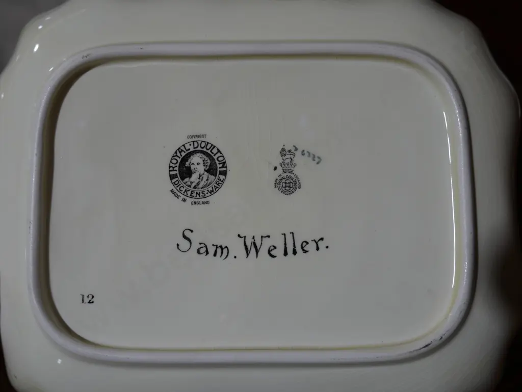 Royal Doulton dish Image 1++