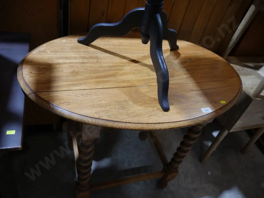 Bali twist occasional table Image 1++